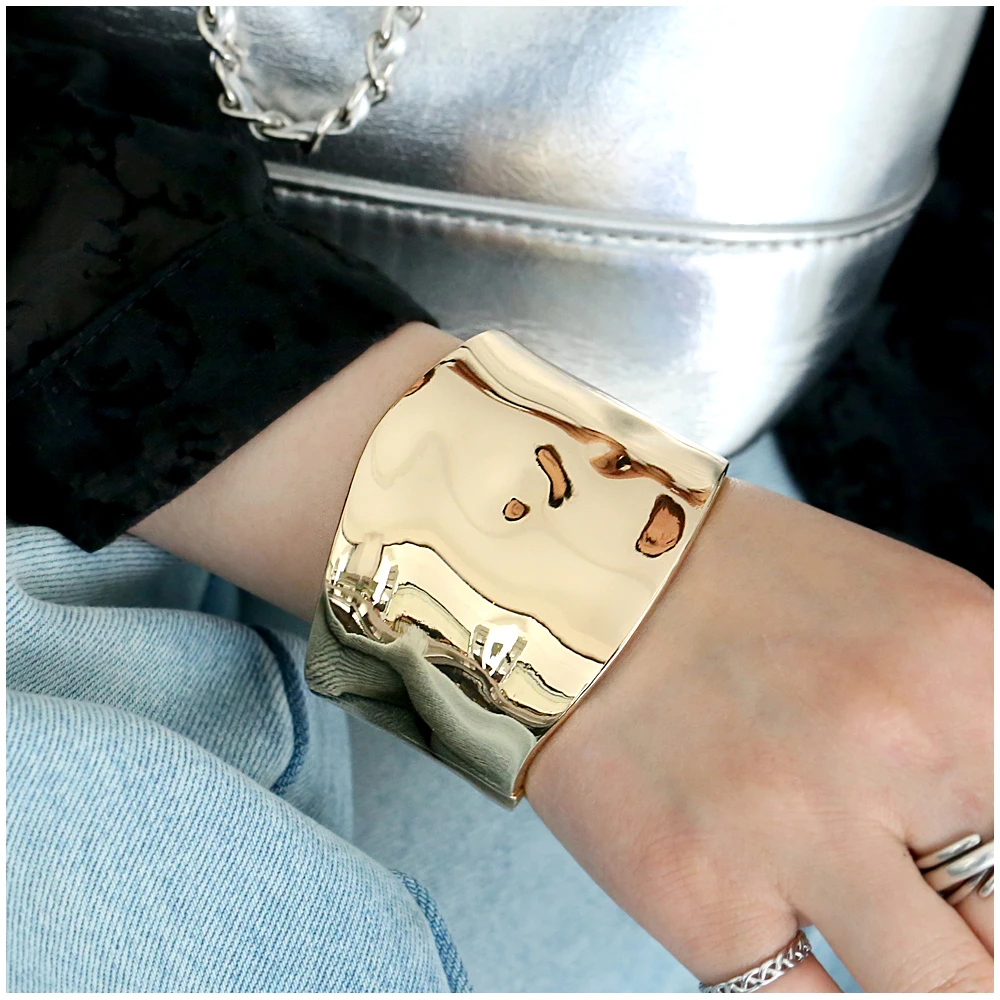 New Golden Zinc-alloy Trendy Gothic Irregular Cuff Bracelet Statement Chunky Bangle Jewelry Good Gifts for Women Girlfriend