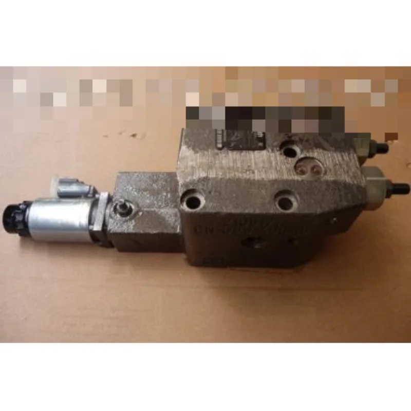 Car with hydraulic parts 190/60 main oil constant pump power 2 rate control valve