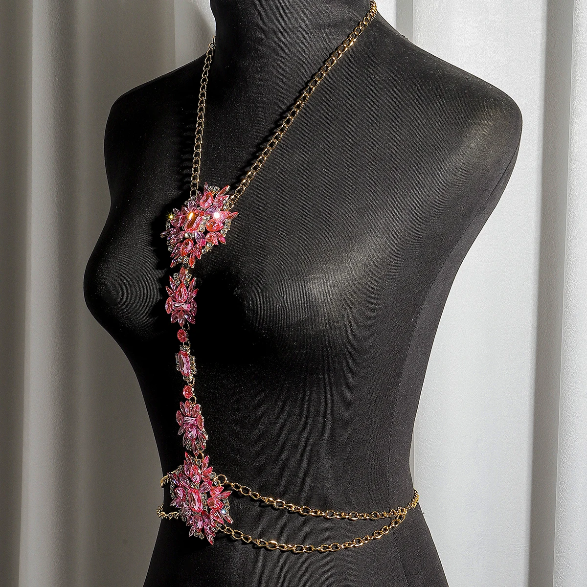 Dvacaman-cadena para el cuerpo de cristal rosa brillante, diseño de piedras preciosas de imitación seductoras, joyería de lujo Premium, decoración seductora para el cuerpo