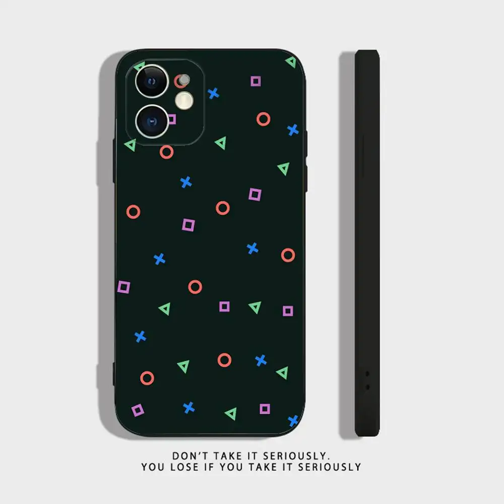 حافظة هاتف لوحدة التحكم في الألعاب Gamepad Play لهاتف iPhone 16,15,14,13,12,11,Pro,X,XS,Max,XR,Plus,Mini Soft Silicone Black مقاومة للصدمات