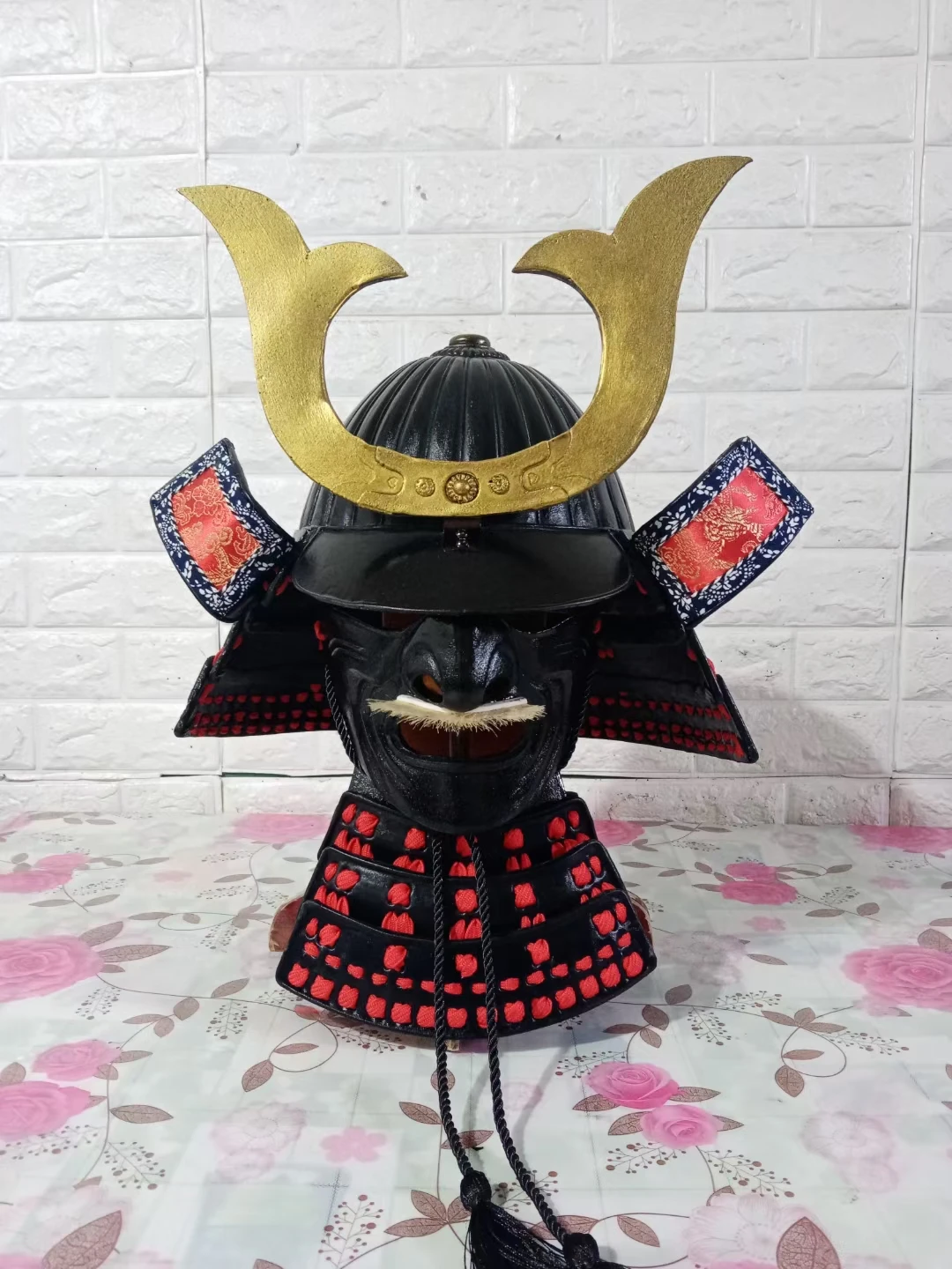 Japanese Samurai Helmet Handmade cosplay headwear for Samurai Armors cosplay part nightclub bar decoration wearable costumes FRP