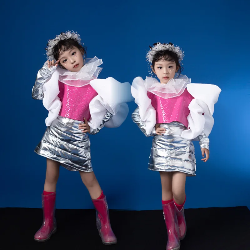 

Girls Catwalk Dopamine Trendy Clothes Love Bean Locomotive Meta Universe Children's Macaron Technology Dream Performance Clothes