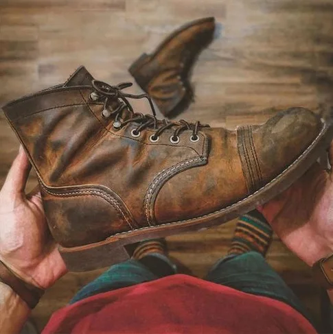 Men's Brown Distressed Leather Lace-Up Work Boots Vintage Rugged Cap-Toe Boots Durable Casual Boots for Outdoor Daily Wear