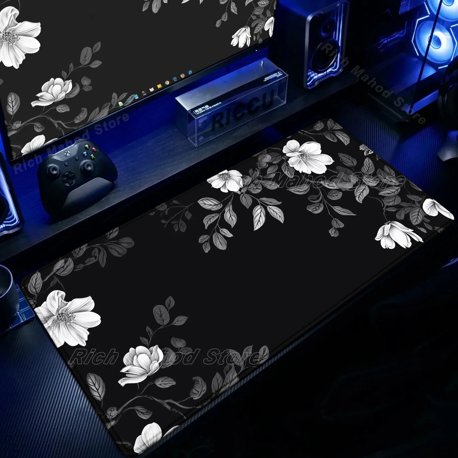 Black and White Art Flower Table Mat Large Mouse Pad Office Keyboard Edge Locking Desk Mat Laptop Accessories Non-slip Mousepad