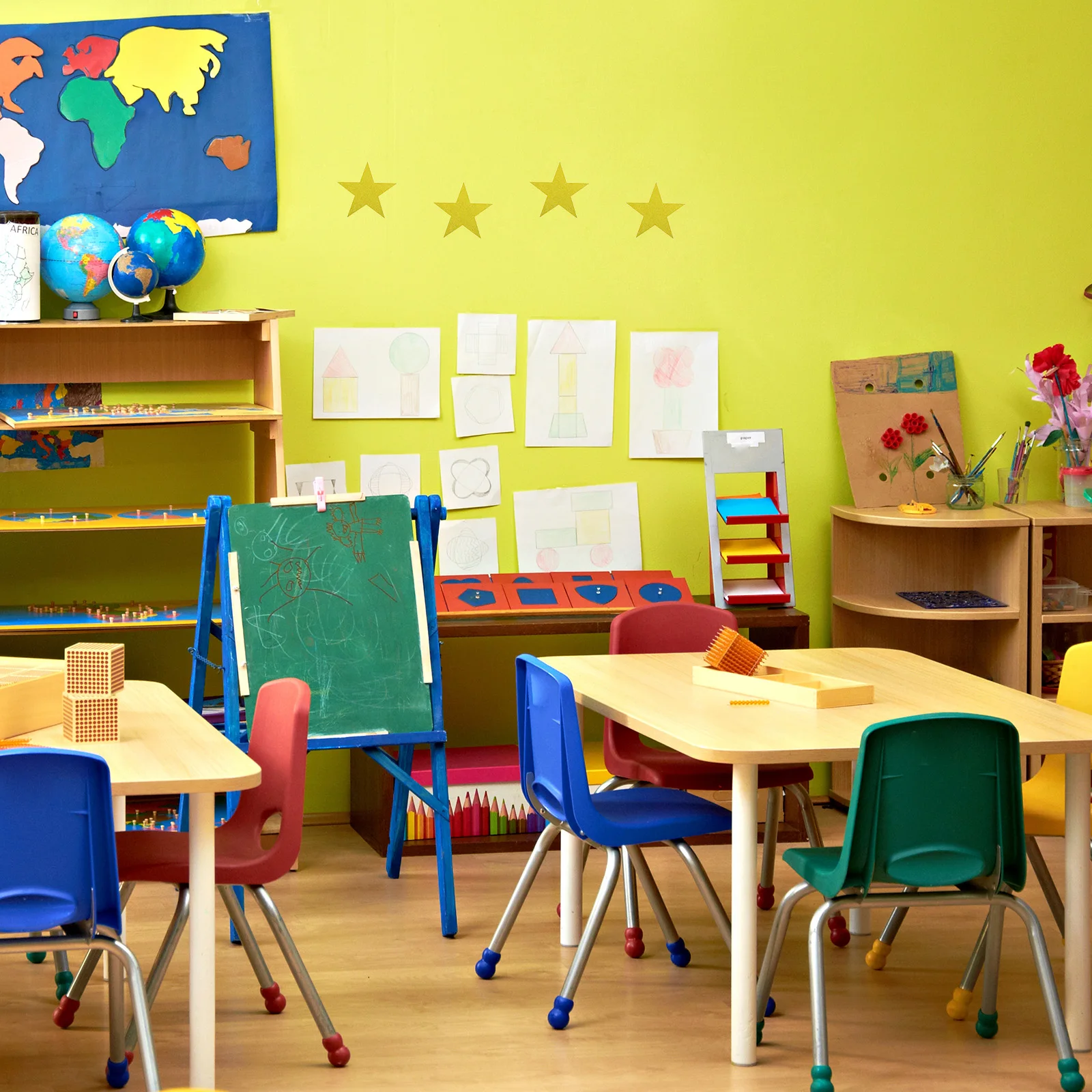 Thumbnail 4 - #6 Cheap Cardboard Cutouts Worth Buying