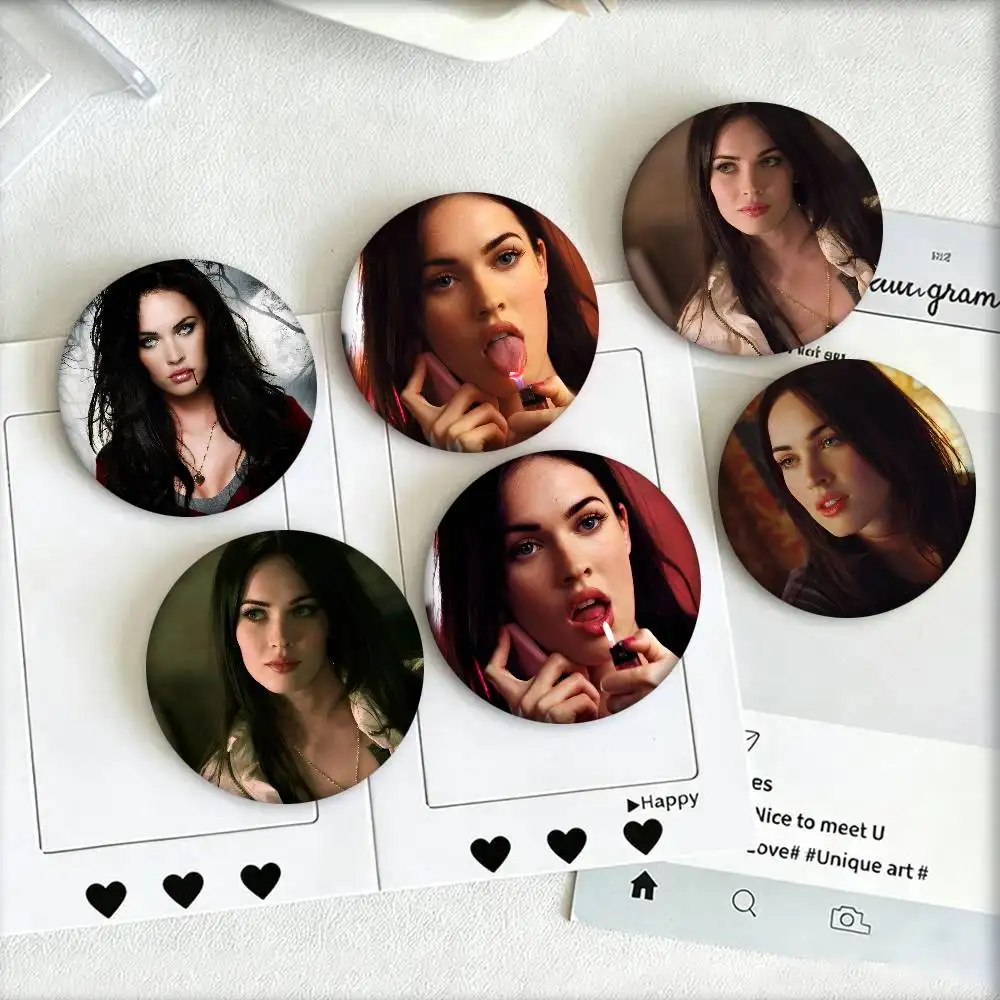 Movie Jennifers Body Round Badges Can Be Used To Decorate Clothes And Backpack Pins