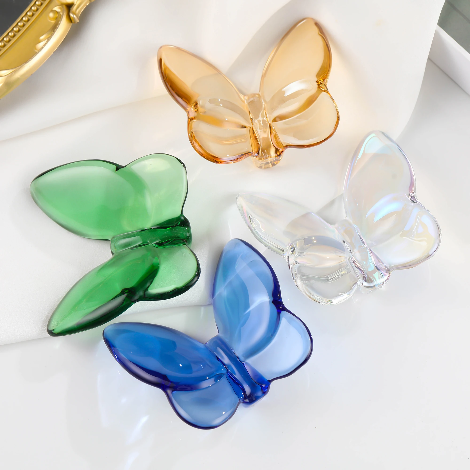 Crystal Butterfly Home decoration Nordic Transparent Butterfies Ornament Wedding Gift Birthday Gifts Crystal Butterfly Decor