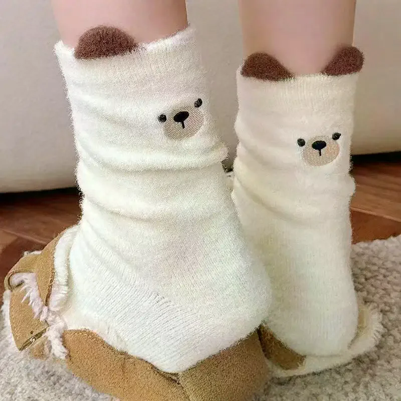 1 زوج الأبيض الأوسط الجوارب لطيف الحيوان الكرتون المنك الصوف الجوارب سميكة الدافئة المنزل جوارب يمكن السير بها على الأرض جرلي تنوعا الإكسسوارات جورب هدية #6