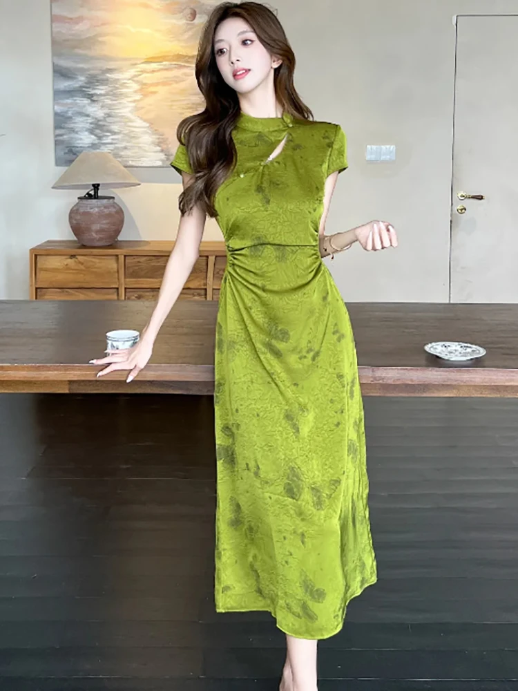 slim fit dress slacks Tallulah Green Satin Lace Detail Maxi Dress main image 0