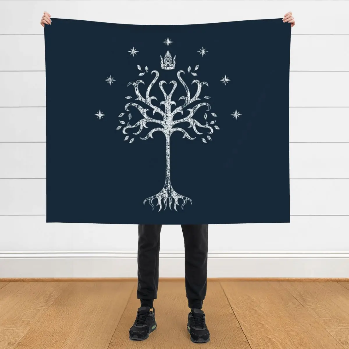 

The White Tree Crest Throw Blanket Furry halloween Sleeping Bag Blankets