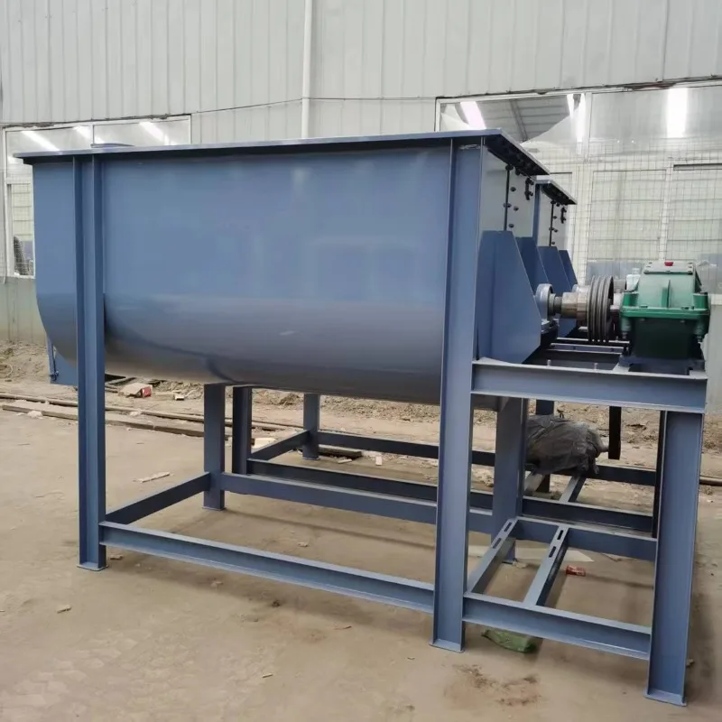 Large farm horizontal mixer Large farm produces 500kg chicken, cattle and sheep feed mixer