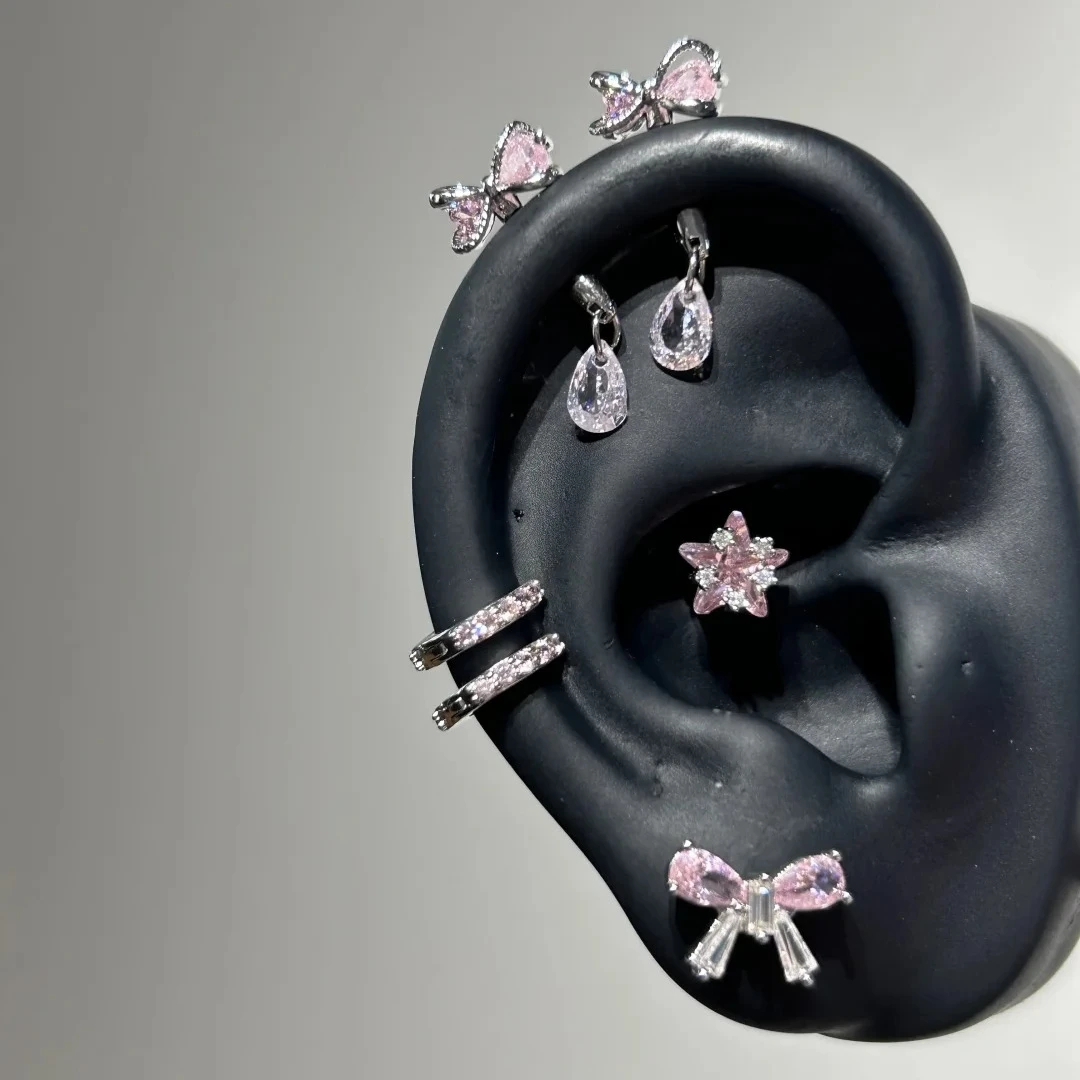 1pcs Bling Pink Zircon Bowknot 316L Stainless Steel Ear Bone Nail for Women New Cute Earring Cochlea Puncture Accessories