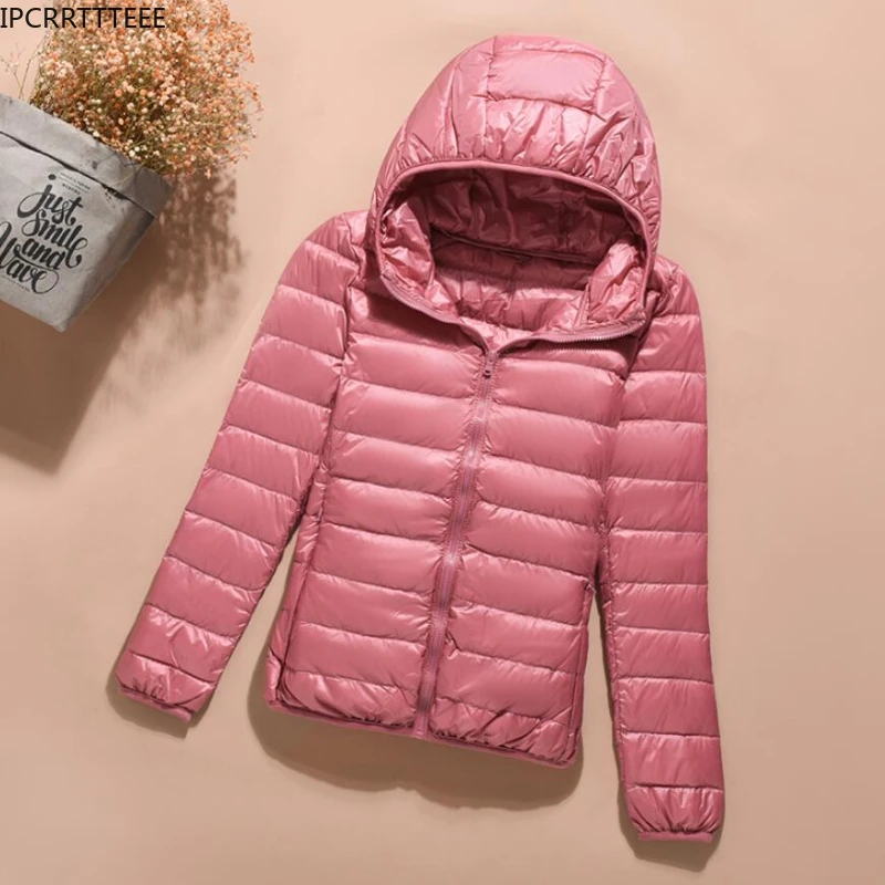 น้ำหนักเบาแจ็คเก็ตผู้หญิงแจ็คเก็ตฤดูใบไม้ผลิ2021 Hooded Ultralight Quilted Coat อบอุ่นฤดูหนาวเสื้อโค้ท Light Puffer