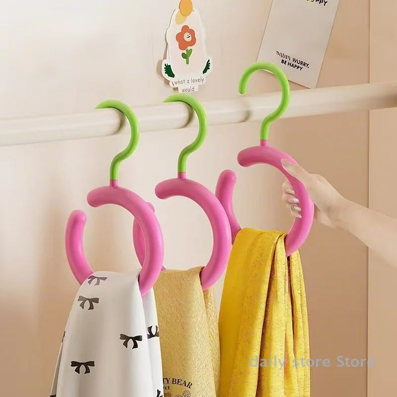 

Dopamine Hook Multifunction Rotatable Scarf Hat Bag Hanger Round Silk Scarf Display Closet Organizer System Hangers For Clothes
