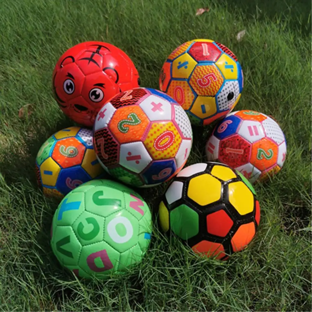 Competitive Game Ball Enjoy Funny Game Sessions With Friends Teamwork Ball Game Primary school students training football