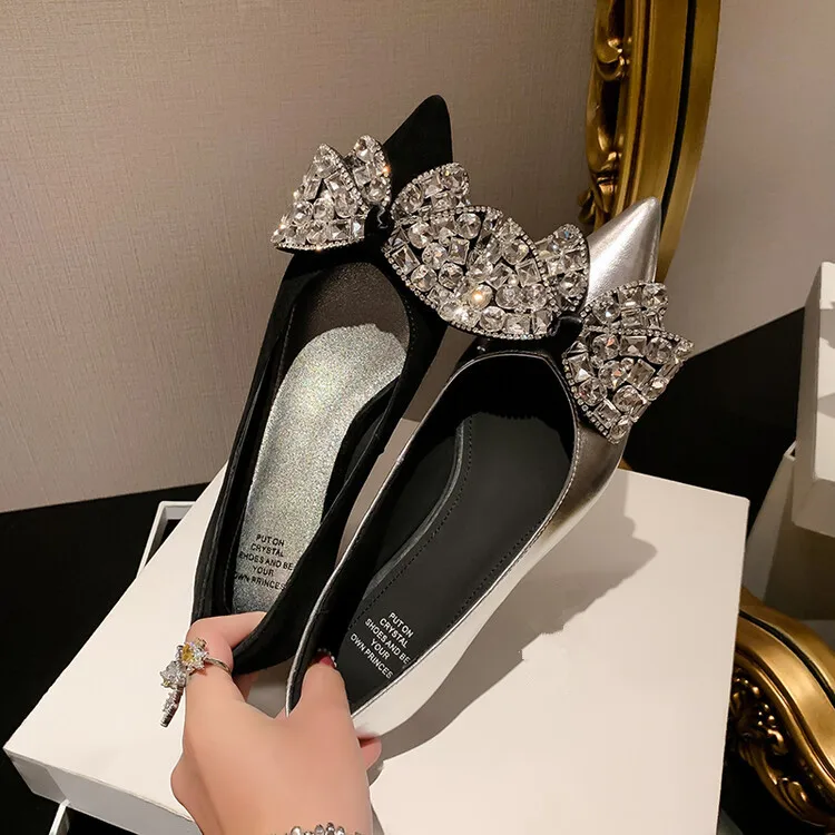 

2024Spring New Women Flats Black Suede Pointed Toe Rhinestone Bowknot Single Moccasins Silver Leather Prom Pary Espadrilles Shoe