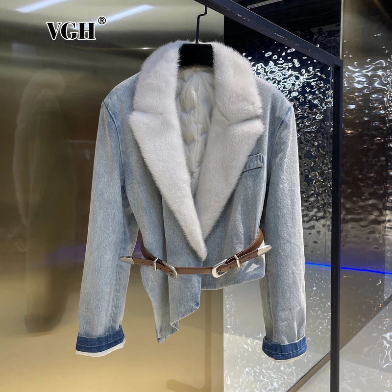 VGH Chic Splicedไม่สม่ําเสมอDenim Coatสําหรับผู้หญิงแขนยาวPatchworkเข็มขัดแจ็คเก็ตสั้นFaux Furหญิงฤดูใบไม้ผลิใหม่