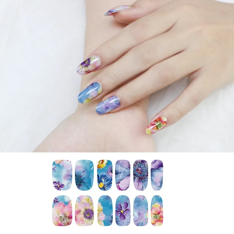 6 fogli adesivi per smalto vibrante con avvolgimento completo, decalcomanie per unghie autoadesive per adesivi per nail art di design per manicure