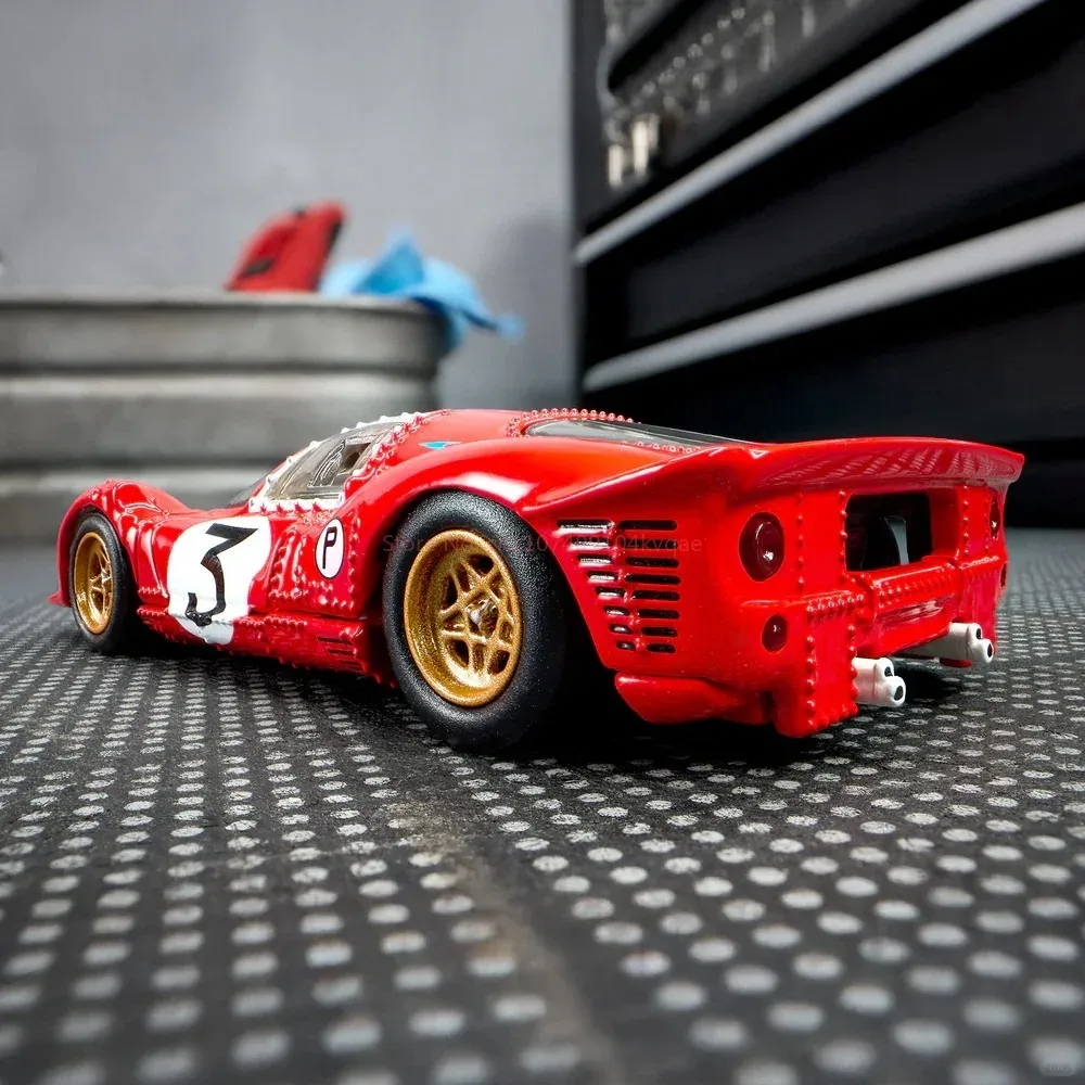 Nowy Hot Wheels Elite 64 1967 Ferrari 330 P4 Ferrari 1/64 Model Samochodu ze Stopu Metalu Dostępny w Magazynie Czerwona Wersja Model Samochodu Odlewany Kolekcjonerskie Zabawki