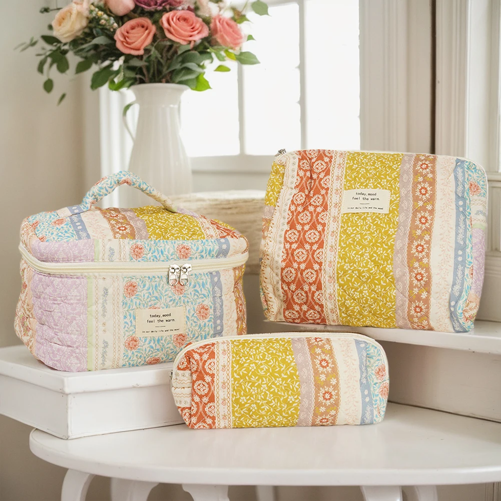 

3 Pcs Cotton Quilted Floral Cosmetic Bag Women Large Toiletry Organizer Bag Zipper Toiletry Bag Cute Pouch