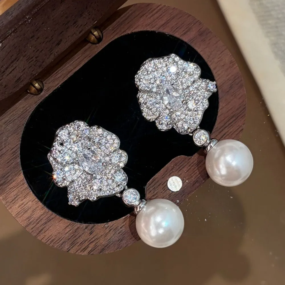 

Vintage Sparkling Diamonds White Pearl Flower Drop Earrings for Women White Gold Filled Silver 925 Evening Party Fine Jewelry