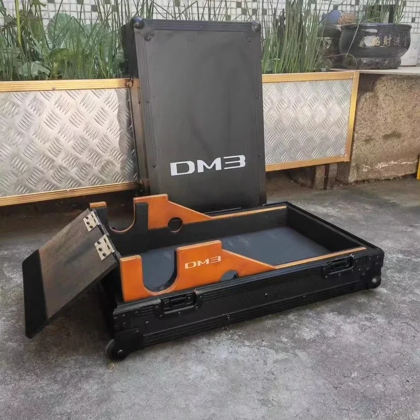 Custom DM3 Hybrid Console with Air Case Portable Aluminum Case EVA Chassis Cabinet Superior Performance