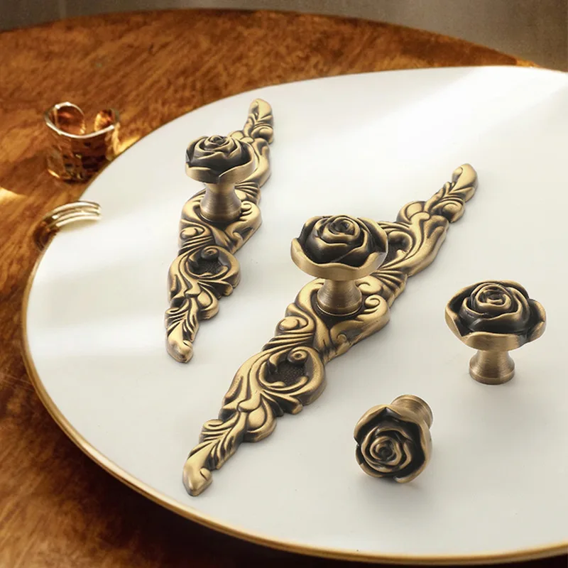 European and American Retro Brass Wardrobe Pulls, Luxurious Solid Wood Furniture Drawer, Classical kitchen furniture handles