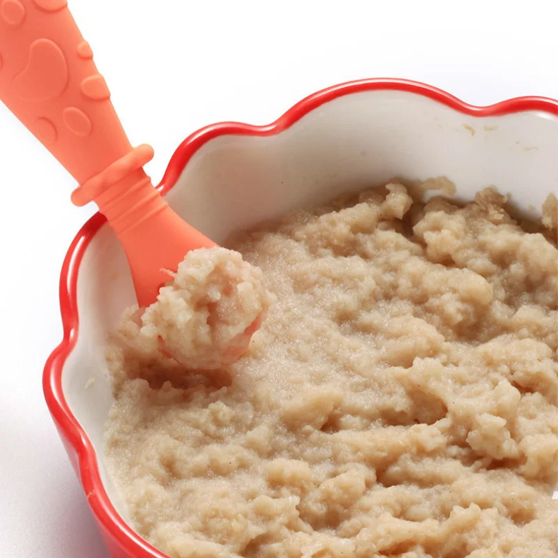 

2Pcs Silicone Hole Type Mash Mushy Food Spoons for Baby Licking Teething Stick Teether Infant Training Feeding Spoons Teethers