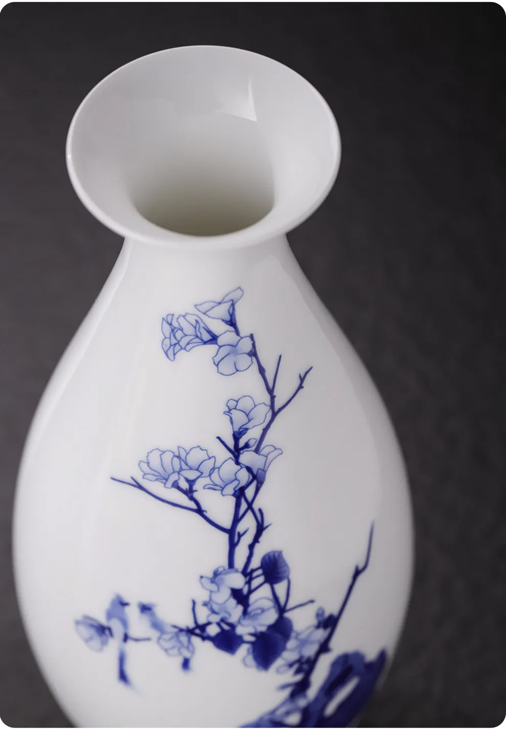 Official China Jingdezhen Porcelain Magnolia Vase Jingdezhen Ceramic Handicrafts Chinese Style Decoration Perfect Gift