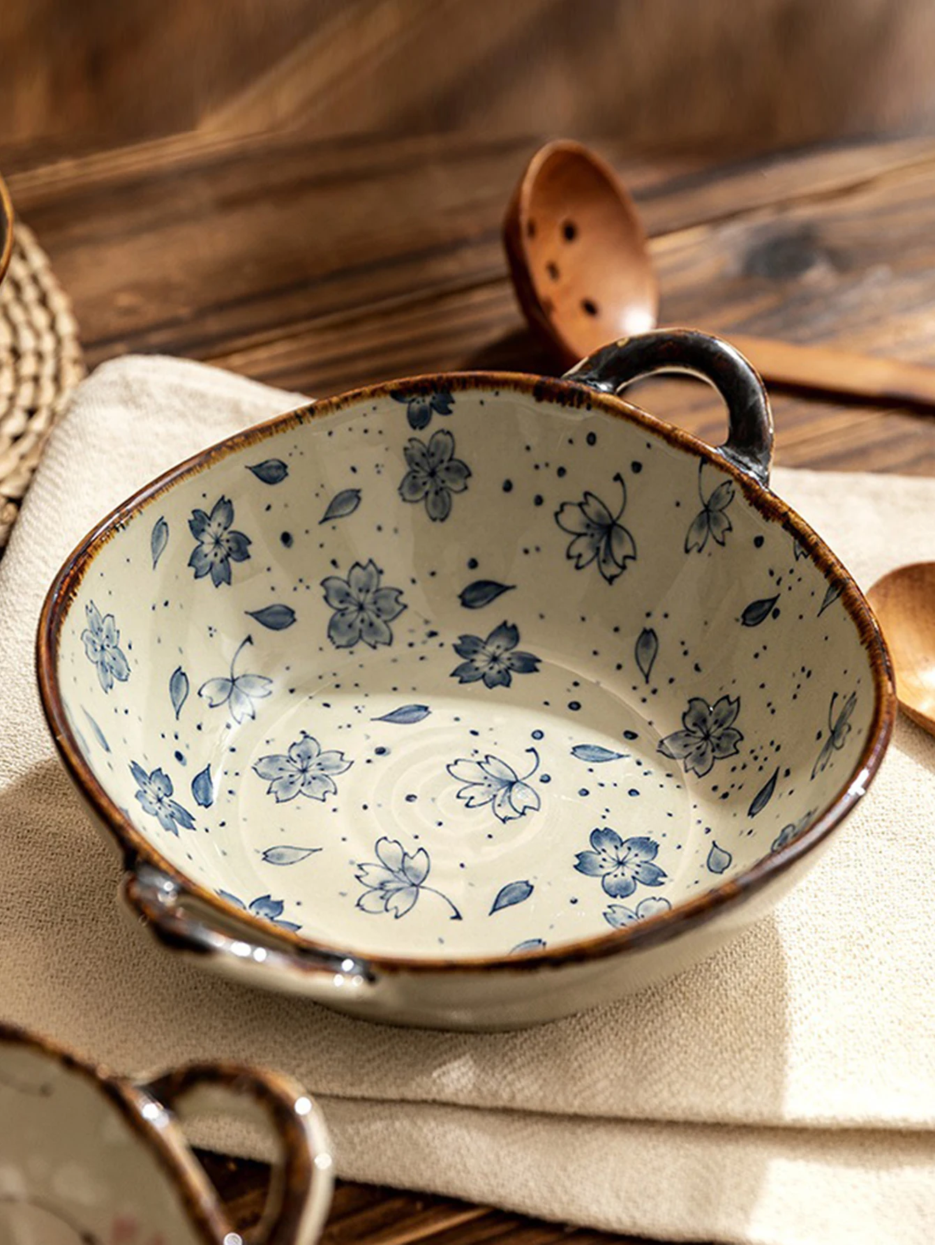 7,5-calowa japońska miska na makaron do użytku domowego Ceramiczna miska na zupę z uchwytem Miska na makaron sałatkowy Zastawa stołowa do kuchni Kuchenka mikrofalowa Piekarnik