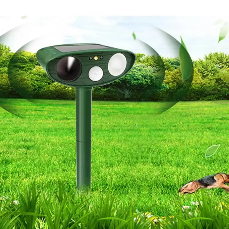 Ultrasonic Cat Dog Repellant Outdoor Solar Power Rechargeable Garden Repellers Cat Deterants for Animals