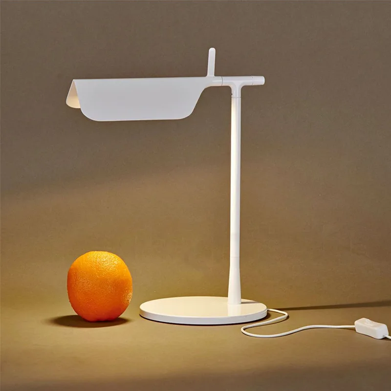 

Italian LED desk lamp design desk modern simple bedroom bedside eye protection reading