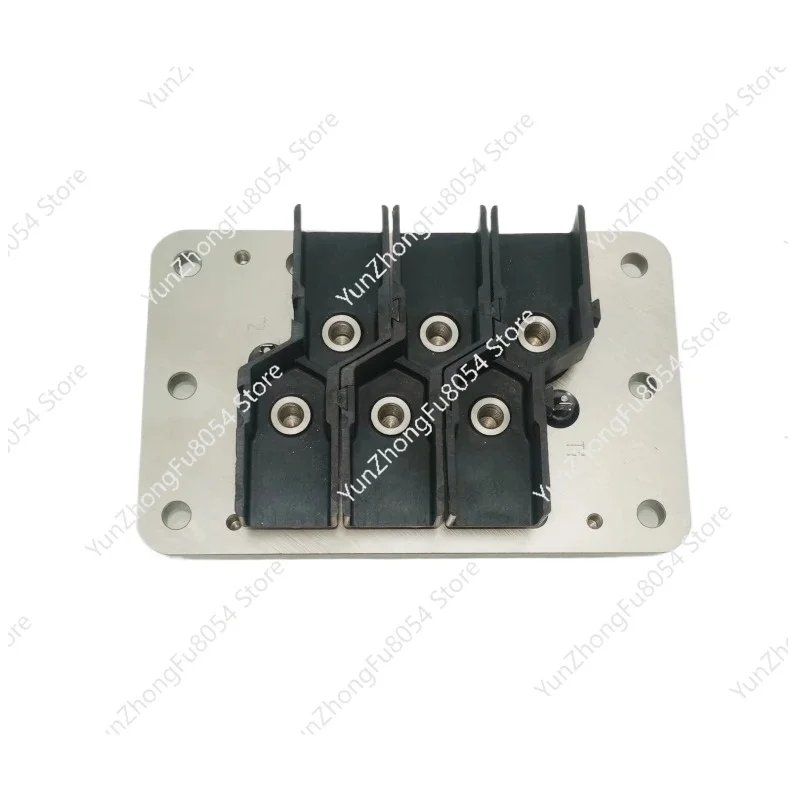 

34550010 8GC-50.2Y 8GC-60.2Y 8FC-60.2Y 8FC-70.2Y 8GE-60Y 8FE-60Y 8FE-70Y Клеммная пластина для холодильного компрессора