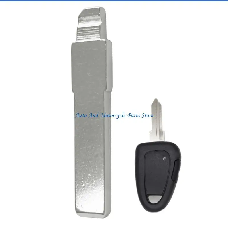 P9FD يقوم بترقية فراغات مفاتيح السيارة شفرات نحاسية معالجة حرارياً شفرات مفاتيح معدنية معالجة بالفراغ دقة مصممة للسيارة