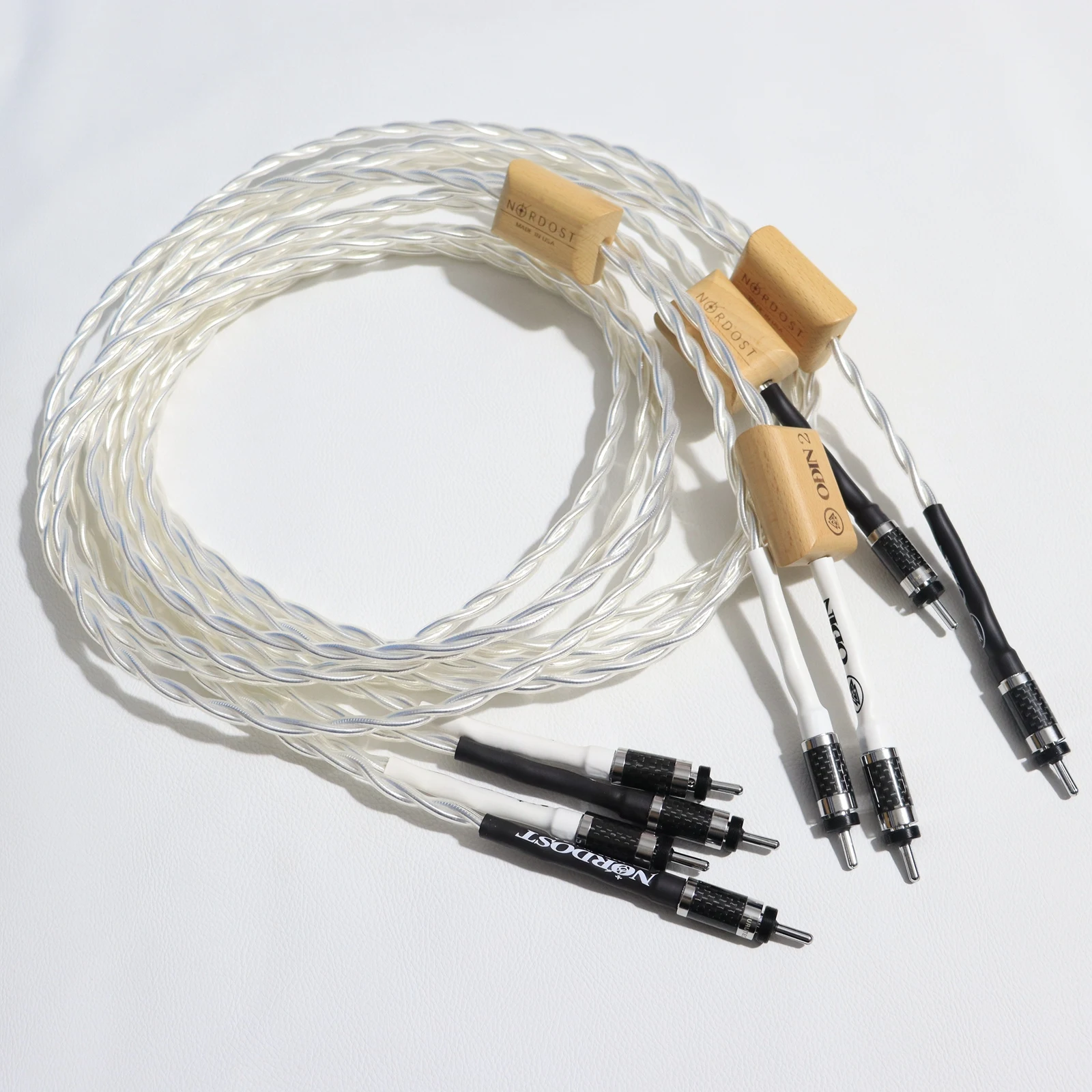 

Store Director's Recommendation 4 independent pieces Silver Acoustic Cable HiFi Amplifier Wire With FURUTECH Banana/Y-Connector