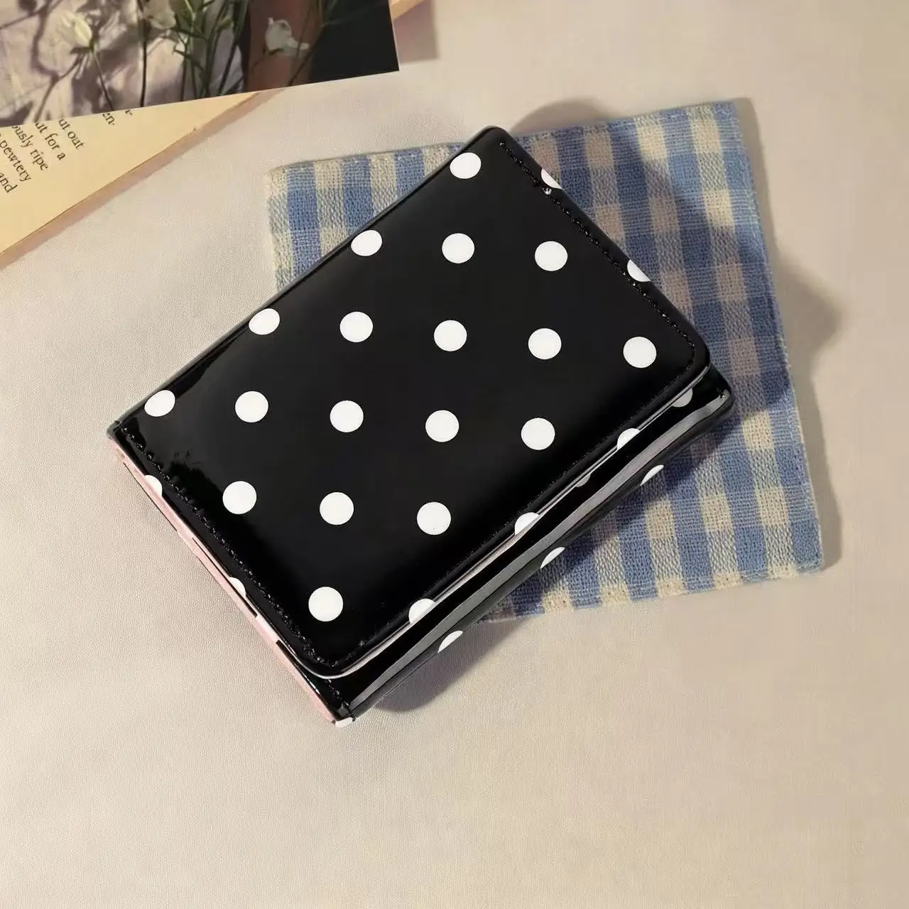 Japanische Polka-Dot-Geldbörse im Ins-Stil, kurze Geldbörse für Damen, hochwertiger süßer Kartenhalter, große Kapazität, Studenten-Münzbörse, Geschenk – Detail 6