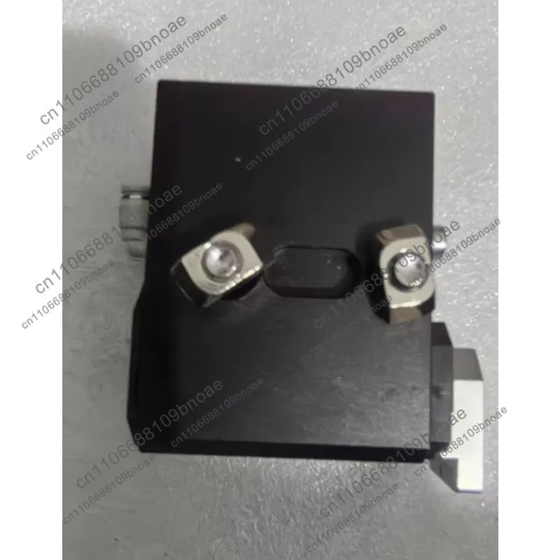 Pneumatic Blocker Model AMT24-QCB-60-E