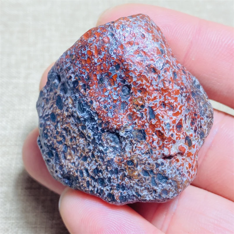 

Natural Xinjiang Gobi Sky Gem Mineral Specimen Home Decoration