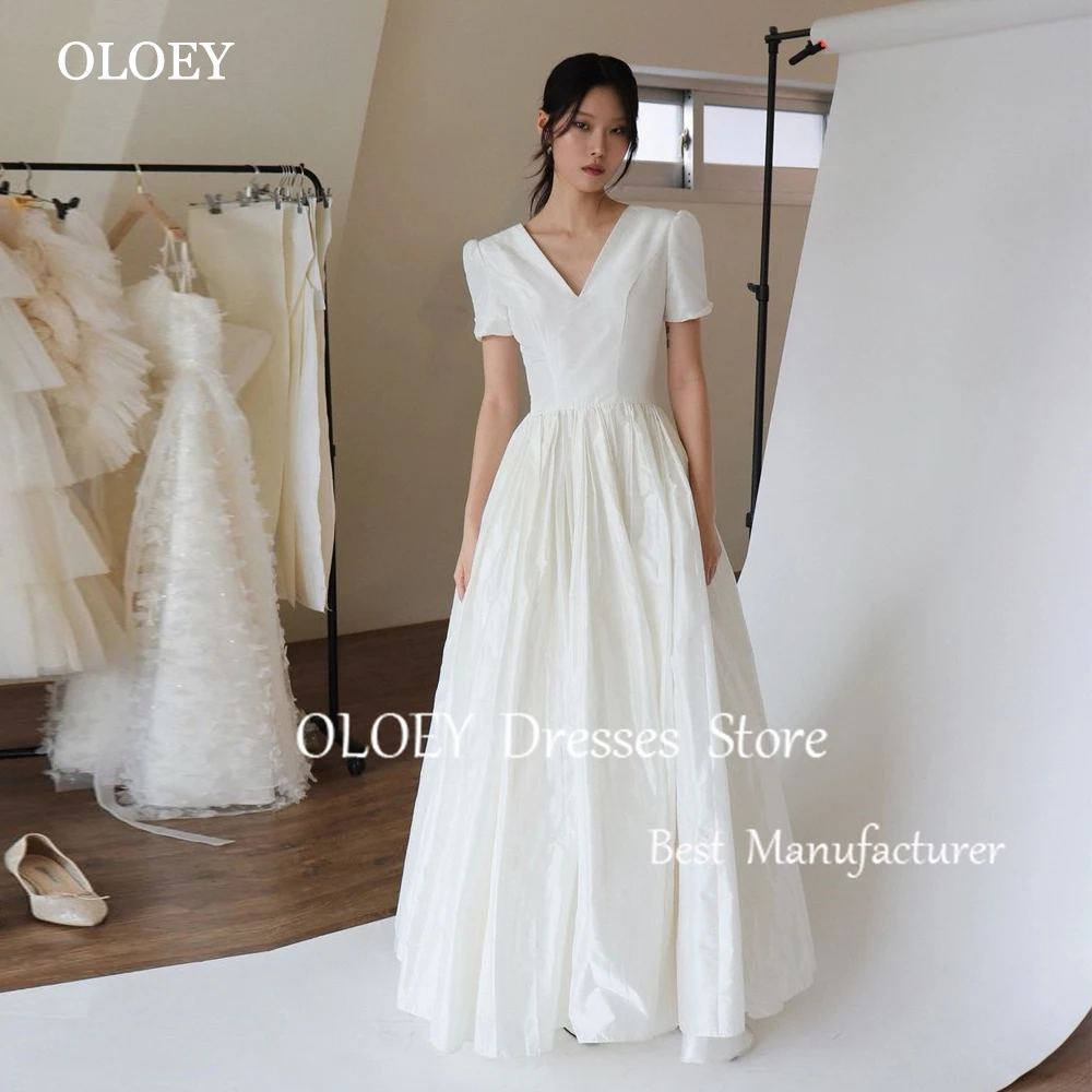 

OLOEY Simple Ivory A Line Wedding Dress Korea Photoshoot V Neck Bridal Gown Pleats Taffeta Corset Floor Length Customized