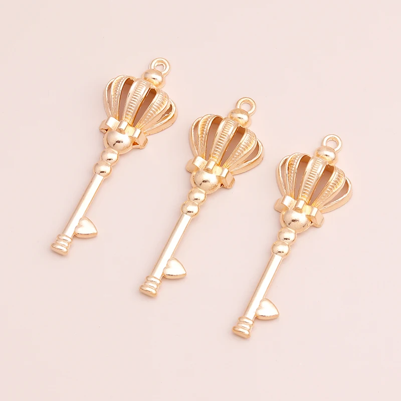 Leslie 5 Stück 56mm Legierung König- und Königinkronen-Anhänger für Schmuckherstellung DIY Schlüsselanhänger Charms Anhänger Halsketten Zubehör – Detail 5