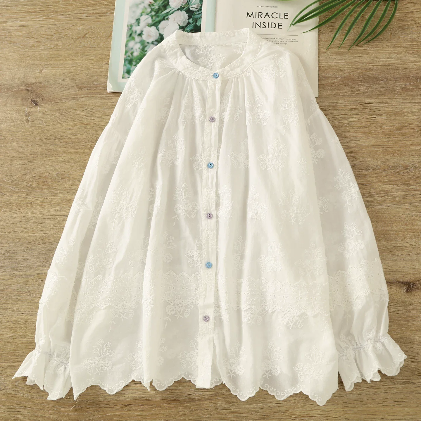 

Bust 118cm pure cotton elegant women's blouses Japanese style white beige lace embroider long sleeve shirts ladies colthes