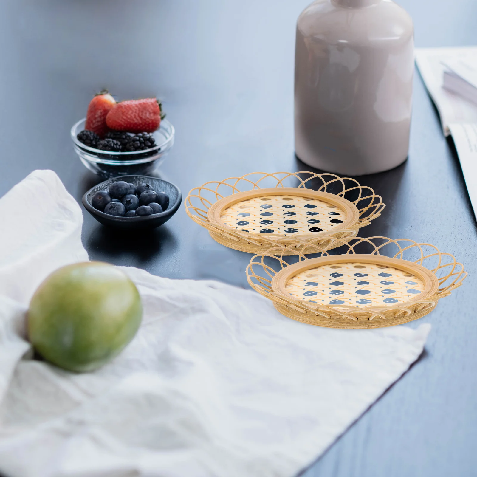 

2pcs Bamboo Weaving Coaster Round Japanese Nonslip Heat Insulation Cup Mat Home Decorative Table Pad Teacup Cushion