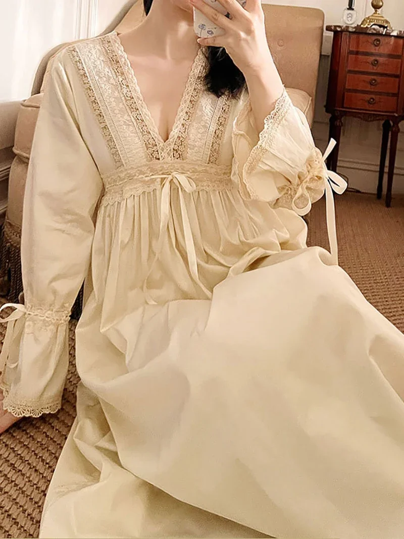 

Vintage Princess Night Dress Women Spring Autumn V-Neck Lace Ruffles Victorian Sweet Fairy Home Sleepwear Pajamas Nightgowns