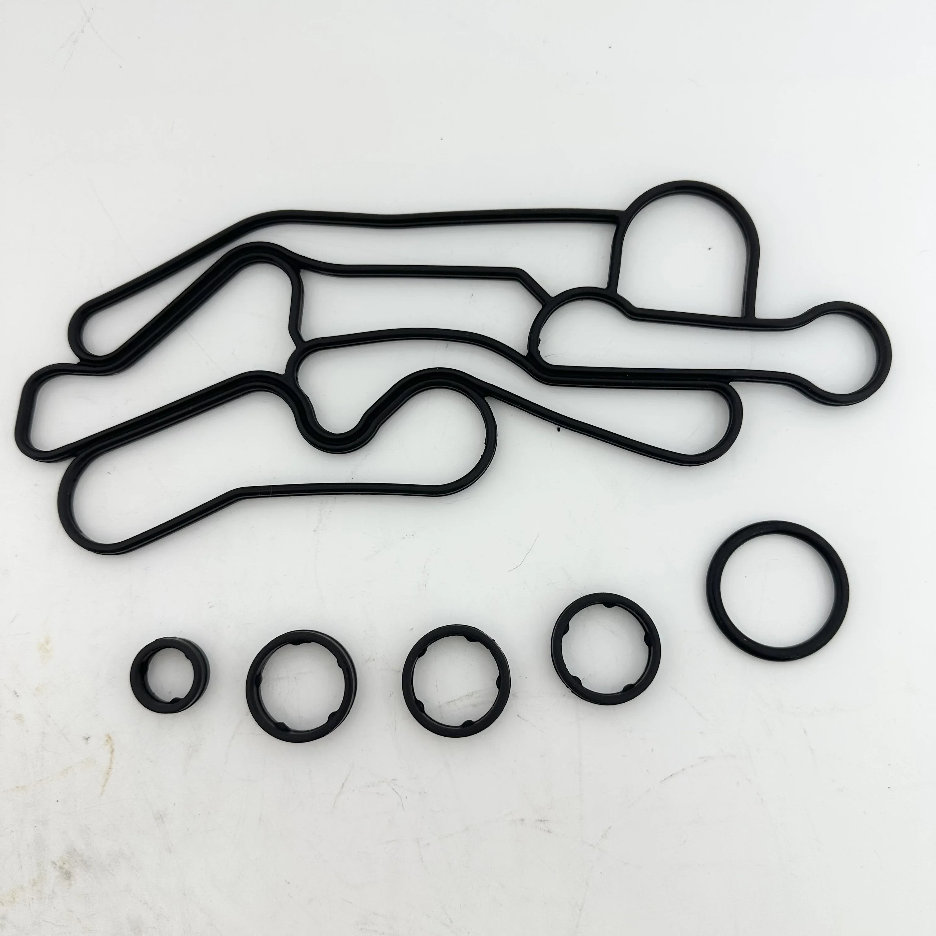 

LR013149 Oil Cooler Gasket Filter Seal kit For Jaguar XF Land Rover Discovery LR4 Range Rover Sport 3.0