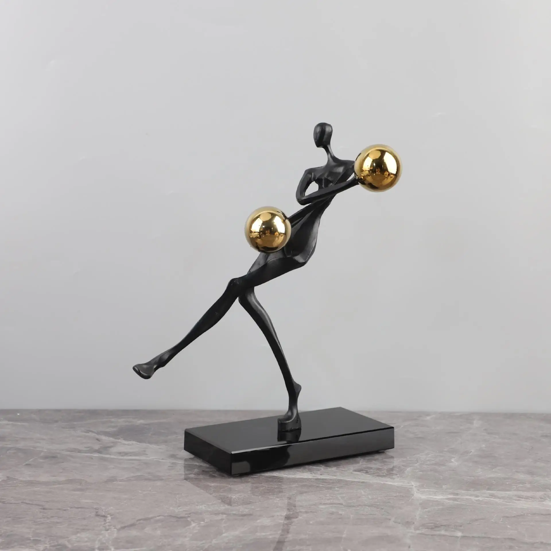 

Nordic Creative Metal Acrobatic Figure Statue Display Sample Room Entrance Study Wine Cabinet TV Cabinet Home Decoration