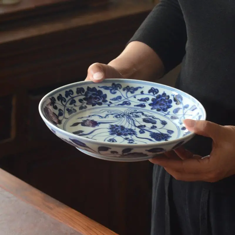 Jingdezhen Antique Ming Style Hand-painted Blue And White Red Ceramic Underglazed Lotus Rising Fruit Dish Decoration Plate