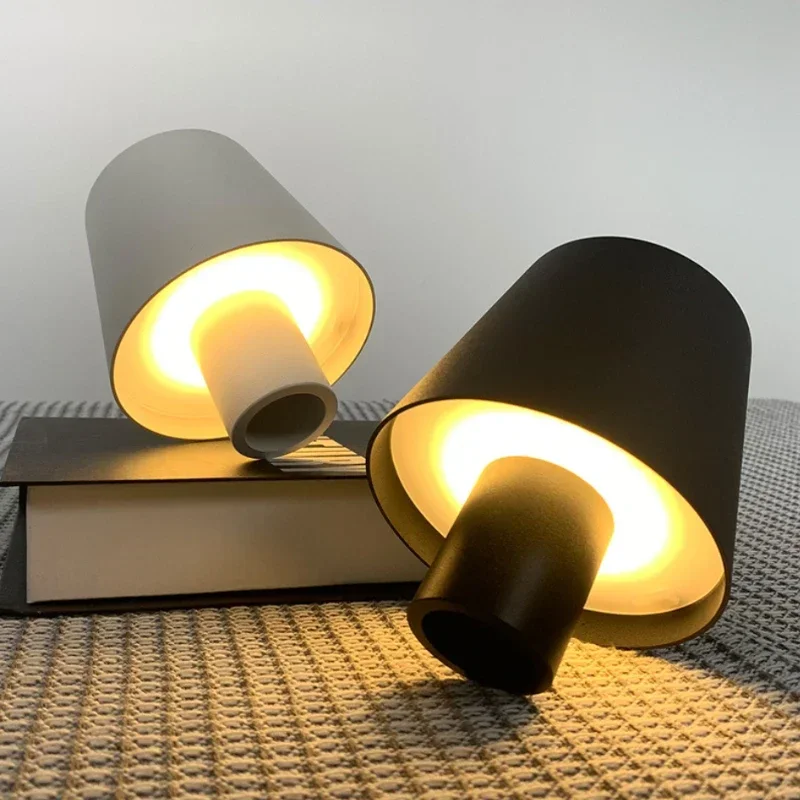 

Creative Wine Bottle Base Rechargeable Desk Led Lamp Battery Operated Bar Restaurant Dining Mushroom Lamp holders Night Light