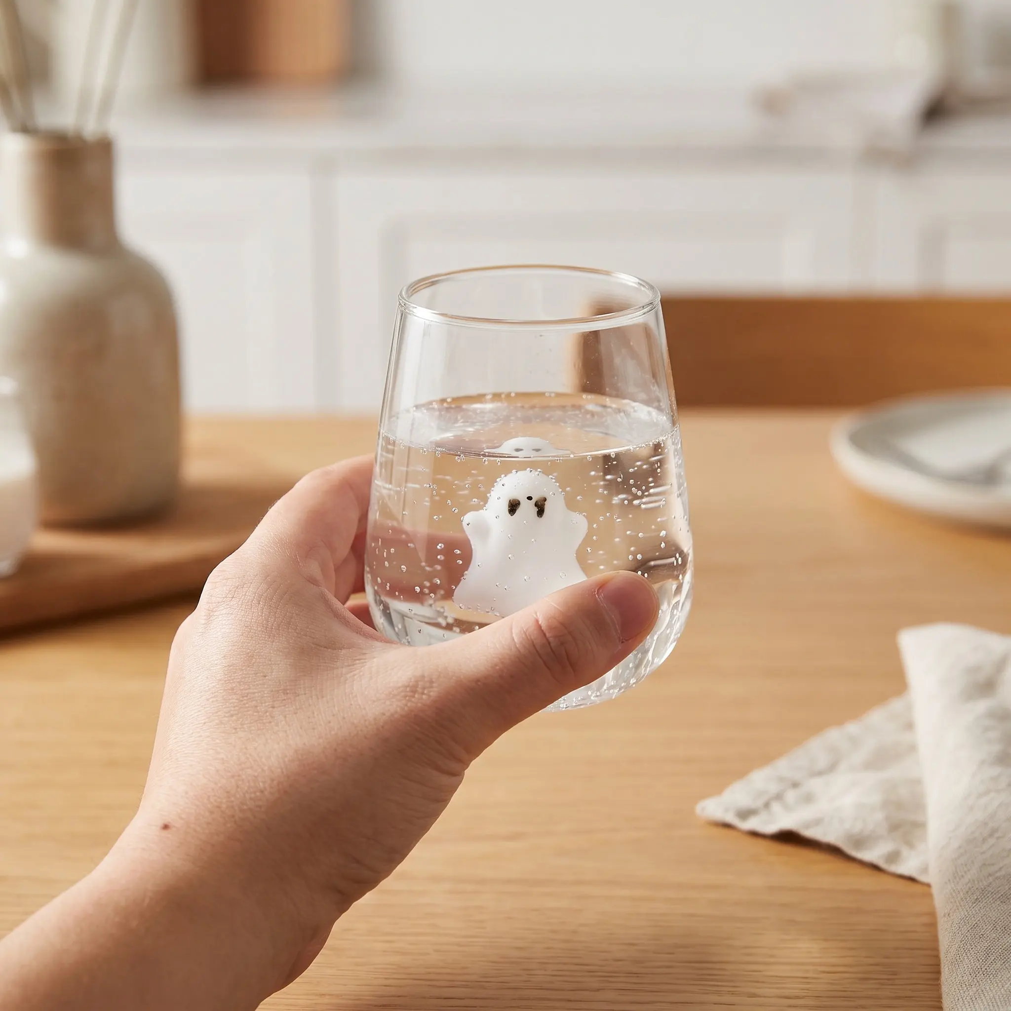 Verre à cocktail en verre pour Halloween, verre à vin sans pied, transparent, avec un fantôme 3D unique à l'intérieur, verre à boisson pour bar, fête, verres à martini
