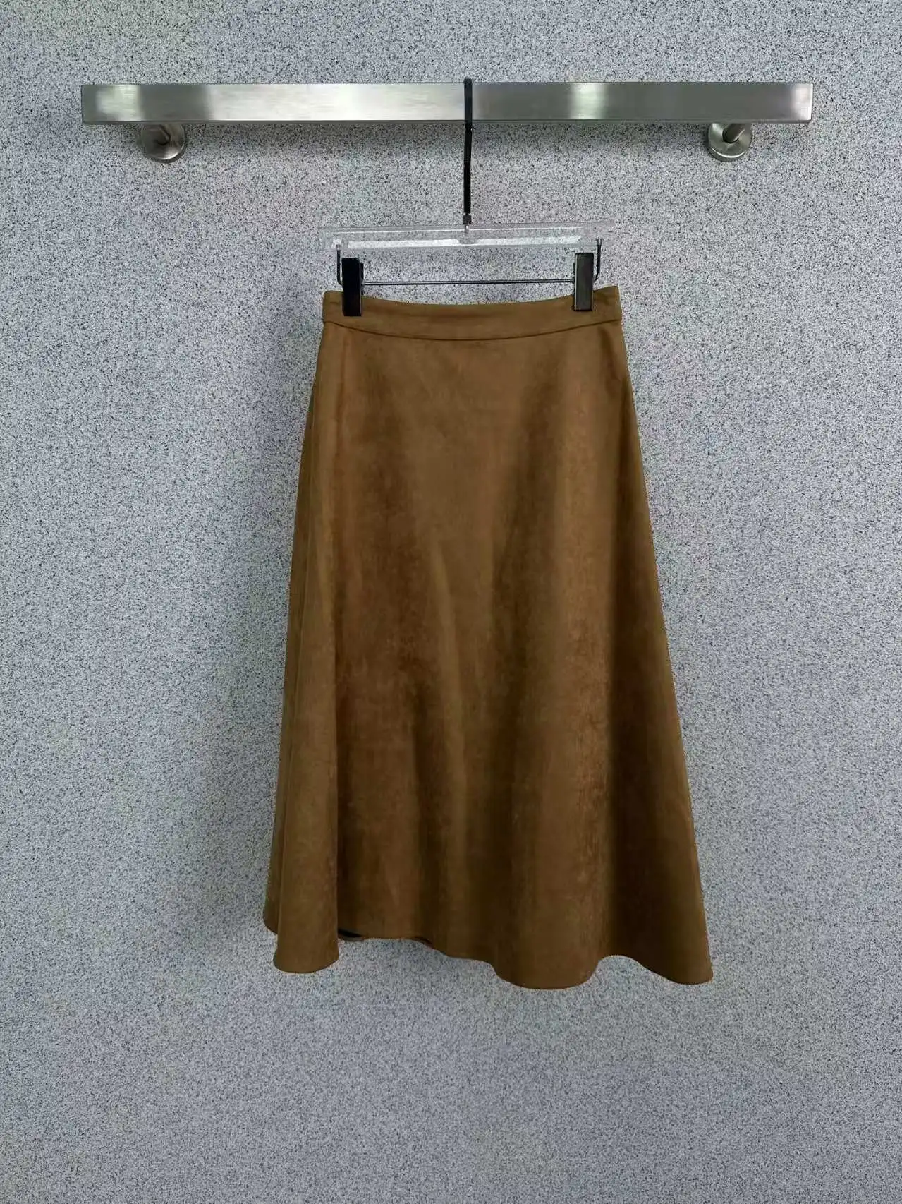 

High quality new women's embroidered half skirt, simple and versatile half skirt