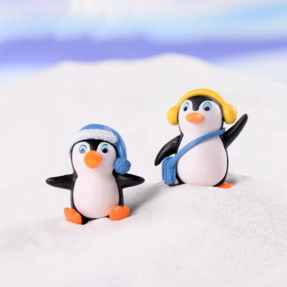 4Pcs Mini Party Supplies Landscape Cake Decoration Penguin Cake Topper Penguin Characters  Penguin Figures Collection